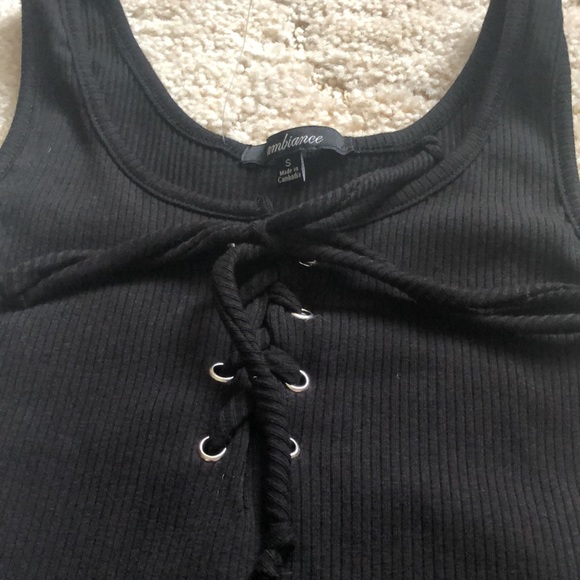 Black dress - Picture 3 of 4